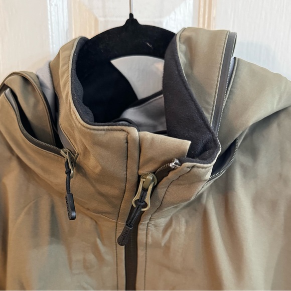 Filson LIKE NEW- Neoshell All weather XL - Picture 8 of 12